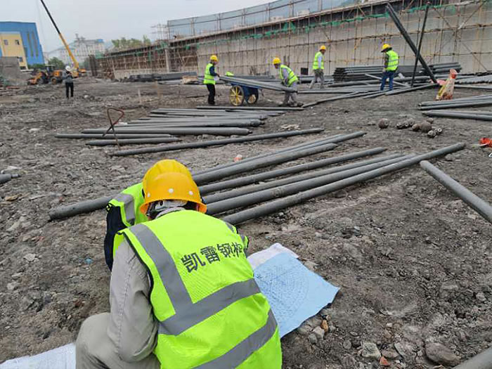 双流县螺栓球网架结构